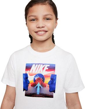 Nike sportswear older t shirt junior dq3865 100 3